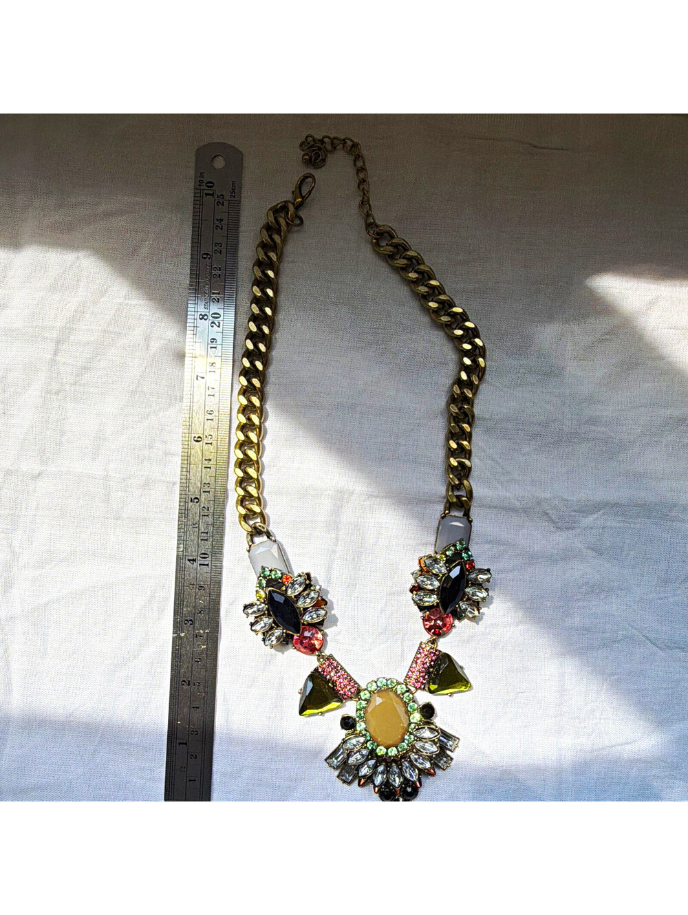 Gold Tone Curb Chain Statement Necklace Oval Multicolor Rhinestone Pendant 20"